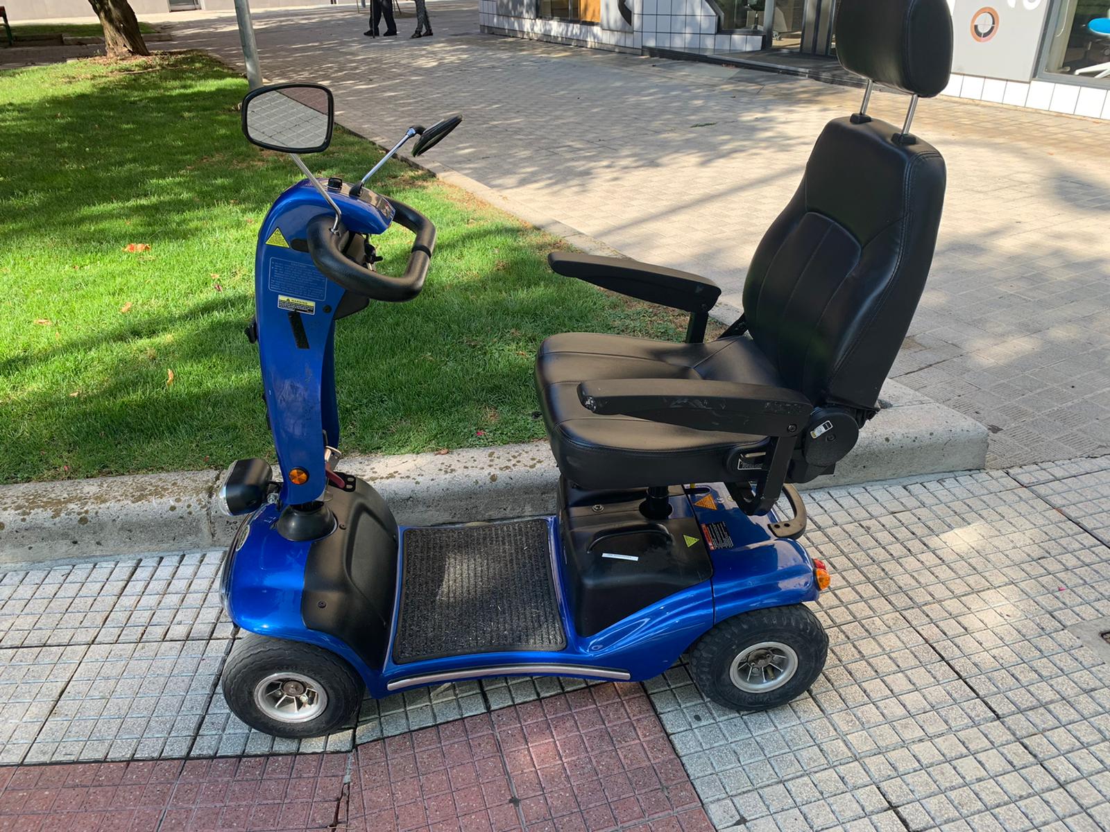 scooter viana azul