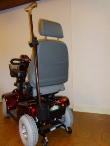 Soporte Metálico Bastón o Muletas para Scooter